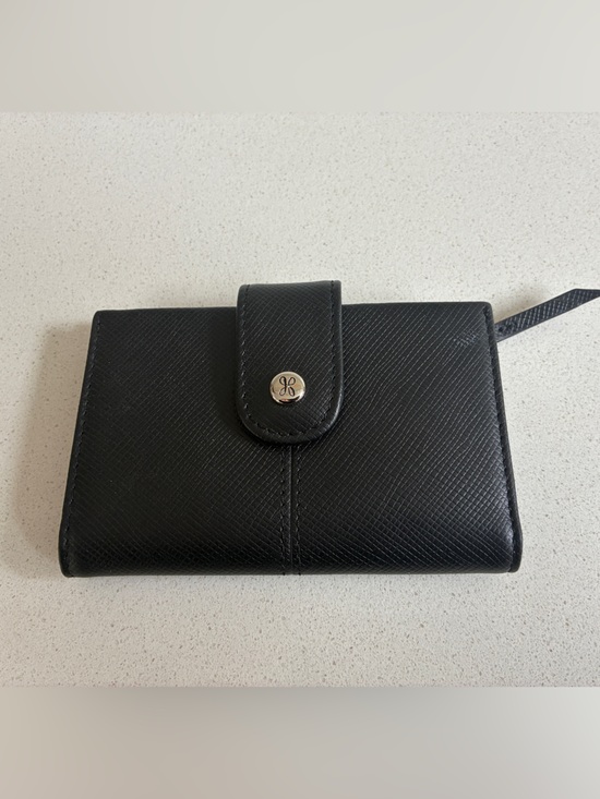 HOBO Handbags - Hobo Essential Card Case Black Leather Snap Wallet